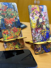 Мастер–класс «Роспись подставки для телефона»